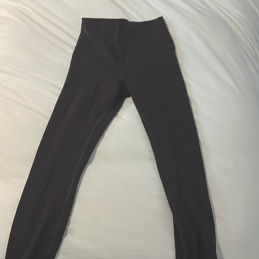 Lululemon Wundertrain 23” Leggings in Espresso Size 6